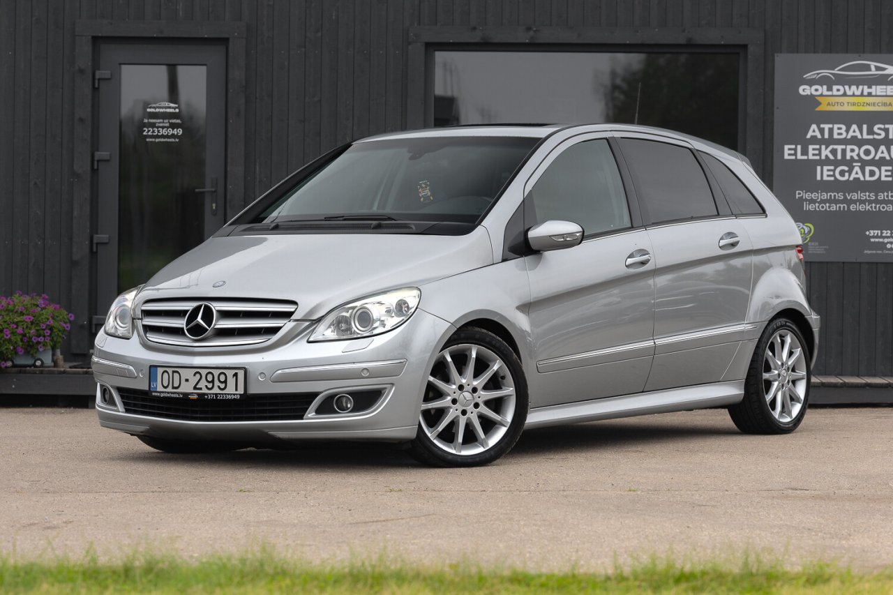 Mercedes-Benz B200