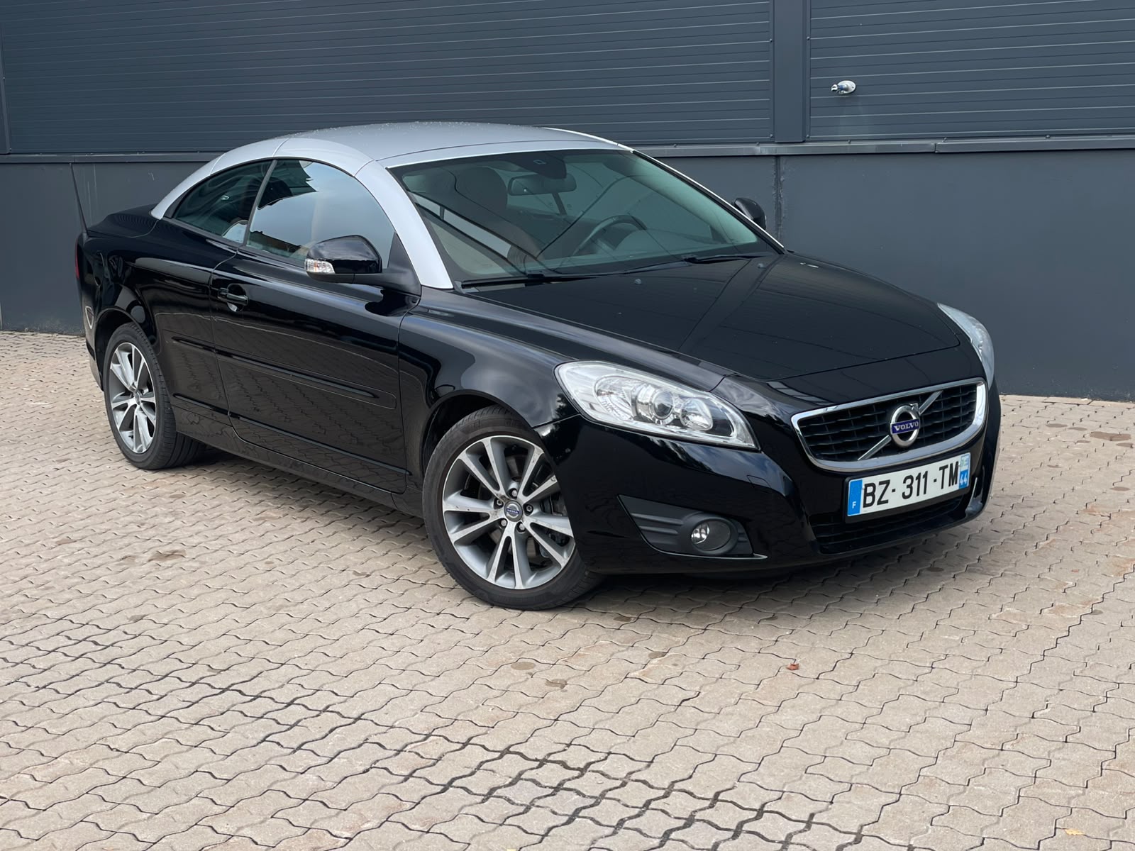 Volvo C70 2012