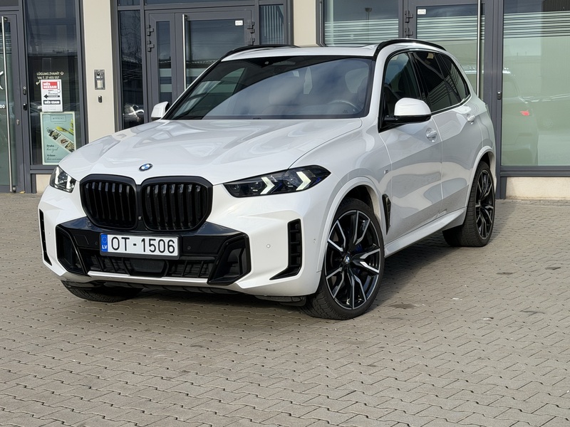 BMW X5 xDrive30d M Sport | 2019 | Individual | Bowers & Wilkins | Sky Lounge | Full Options